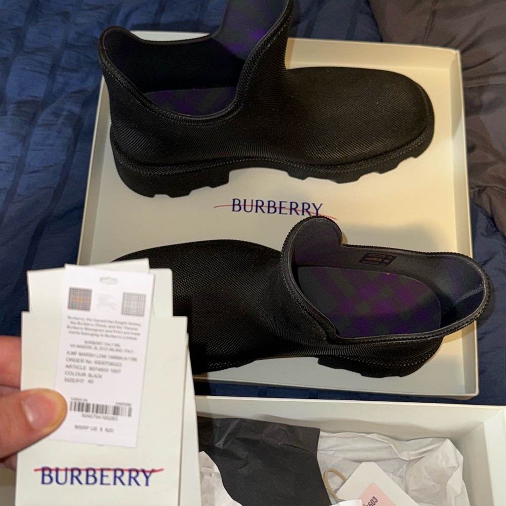 Burberry Black Textured Slip-On Rain Boots - Picture 3 of 7